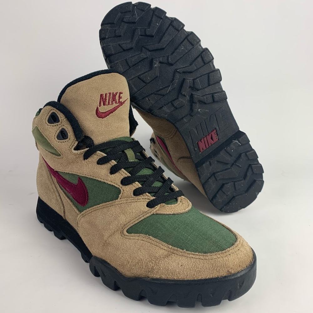 Rare Vintage Nike Caldera Hiking Boots